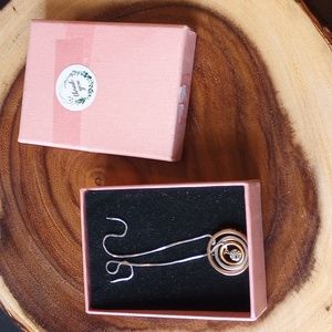 Host pick 🎶 I wish you good luck necklace